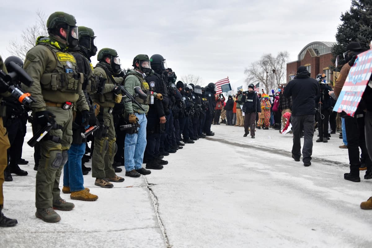 Abogado del DHS dice que los jueces de Minnesota se coordinaron contra el ICE