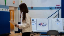 El Departamento de Justicia acusa a 16 personas de delitos electorales