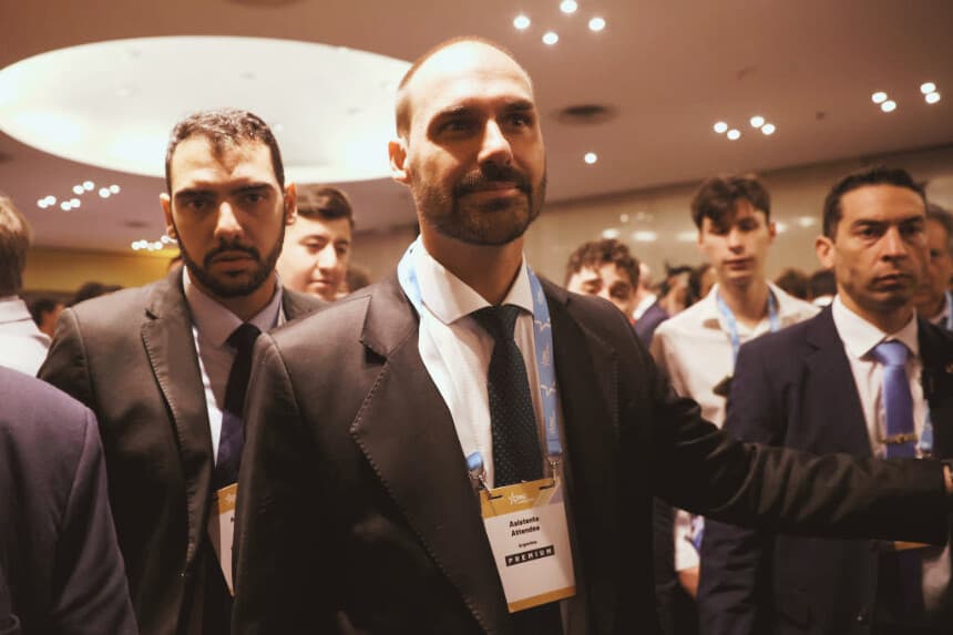 El diputado brasileño Eduardo Bolsonaro, el 4 de diciembre de 2024 en Buenos Aires, Argentina. (Tomás Cuesta/Getty Images)