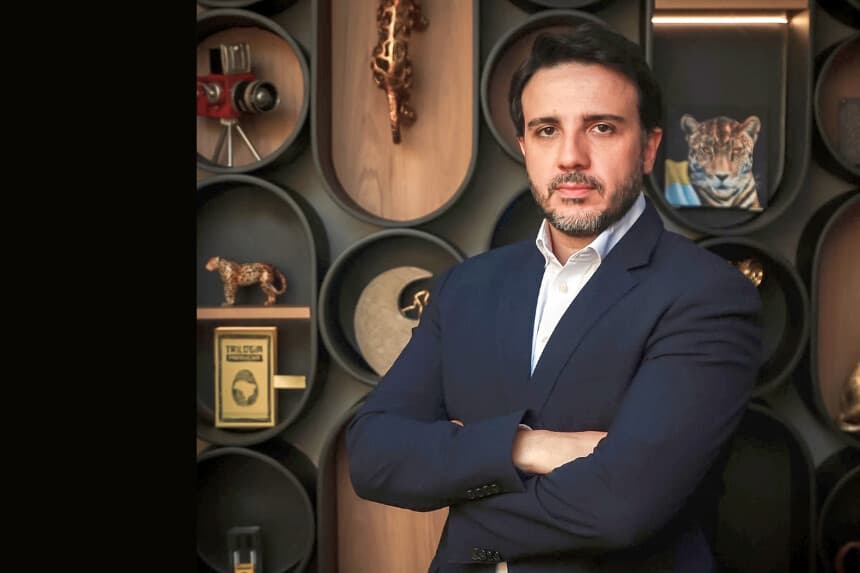 El aspirante presidencial brasileño Renan Santos, en esta foto de archivo. Santos lidera la Misión, o Grupo de Misión. (Cortesía de Renan Santos ).