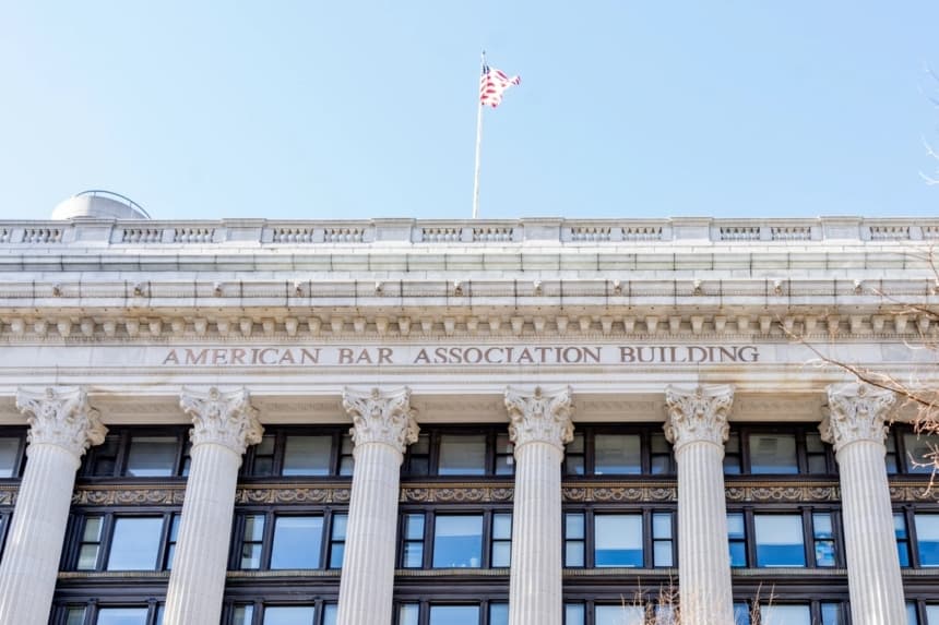 Edificio de la Asociación de Abogados de Estados Unidos (ABA) en Washington, D.C., el 12 de enero de 2020. (JHVEPhoto/Shutterstock)