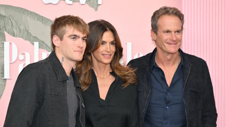 Se investiga la muerte de Presley Gerber, hijo de Cindy Crawford, por una presunta sobredosis