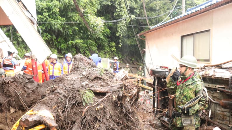 El tifón Dujuan deja diez muertos y cuatro desaparecidos en Japón