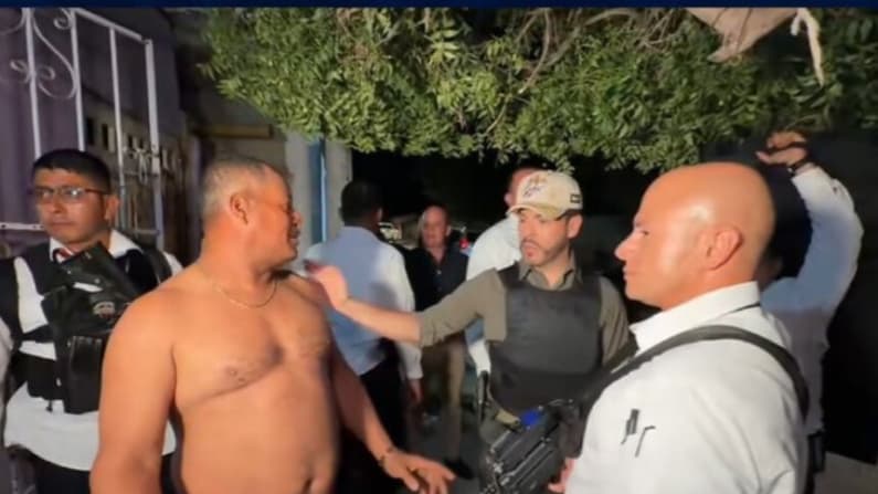De la Espriella patrulla las calles de Santa Marta, Colombia tras ola de violencia