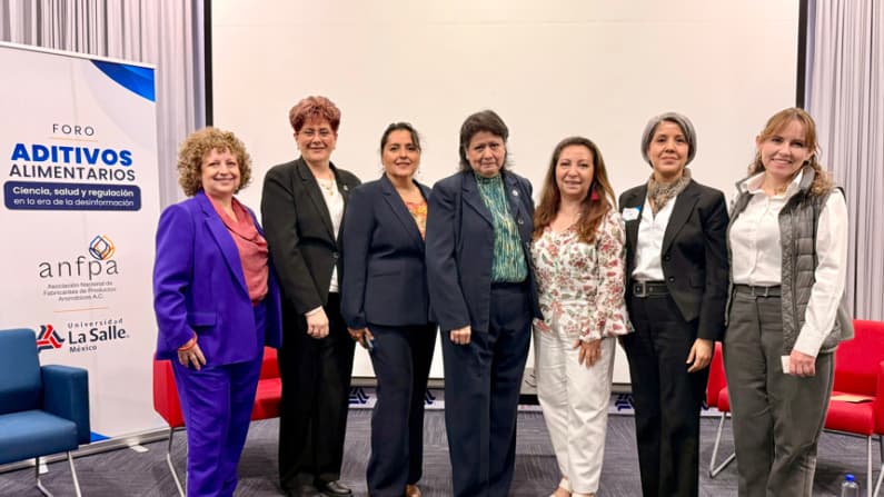 Expertos reclaman revisar los aditivos presentes en el 78 % de alimentos envasados de Latinoamérica
