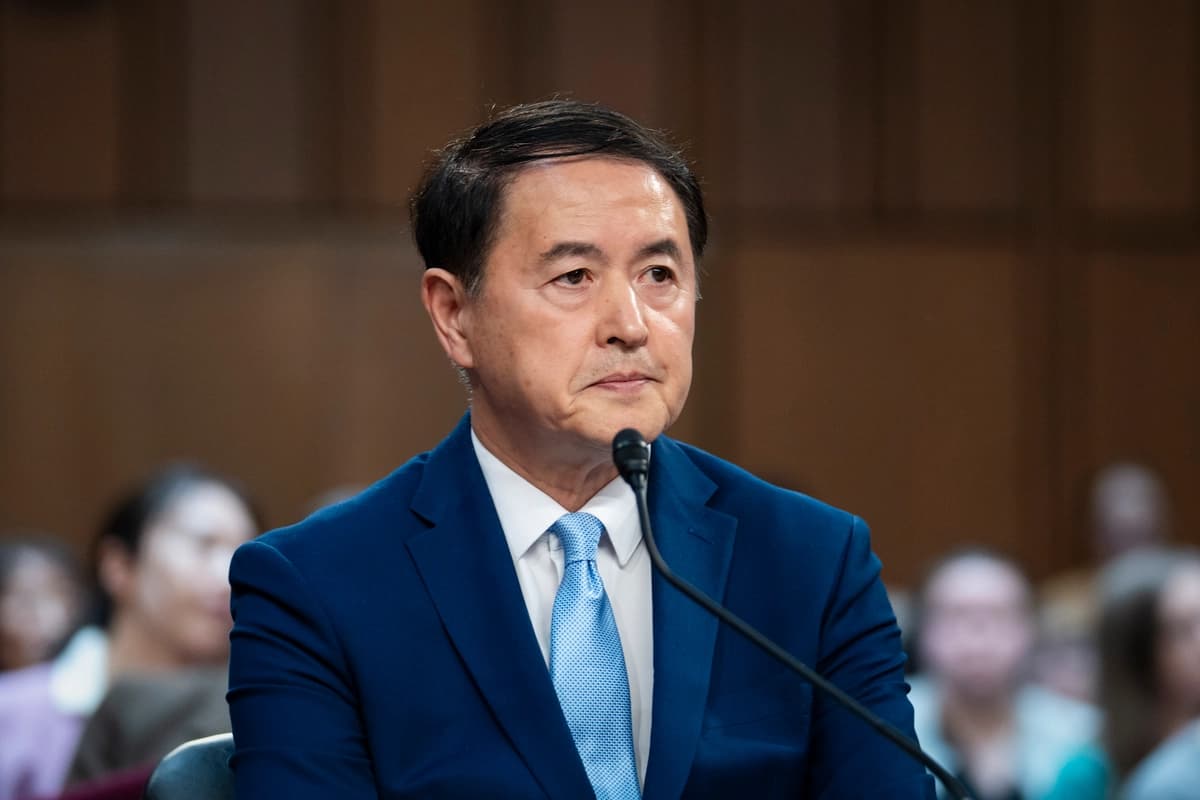 Erping Zhang, portavoz de Falun Gong, testifica en una audiencia celebrada por la Comisión Ejecutiva del Congreso sobre China acerca de los presos religiosos chinos, en el Capitolio el 22 de septiembre de 2026. (Madalina Kilroy/The Epoch Times)