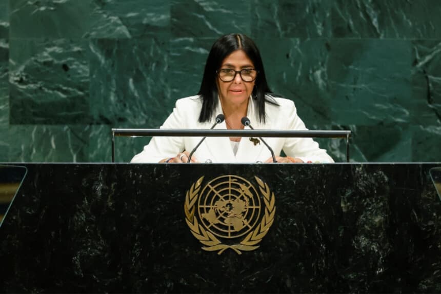 La presidenta interina de Venezuela, Delcy Rodríguez, se dirige a la 81.ª Asamblea General de la ONU en la sede de las Naciones Unidas en Nueva York, el 23 de septiembre de 2026. (Eduardo Muñoz/Reuters).