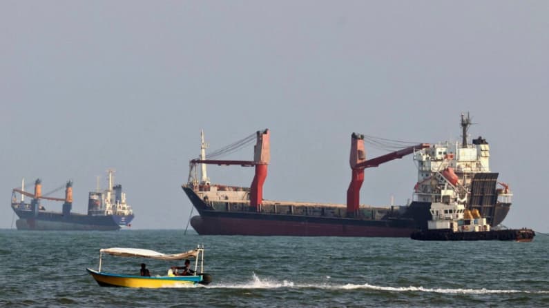 China se atribuye el papel de pacificadora mientras arma a Irán