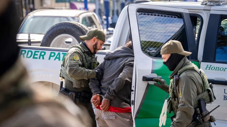 Administración Trump solicita a Corte restablecer deportaciones a terceros países