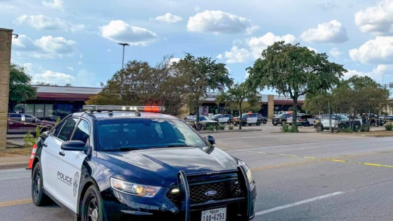 El zar fronterizo dice que un inmigrante ilegal en Austin fue baleado mientras huía de los agentes