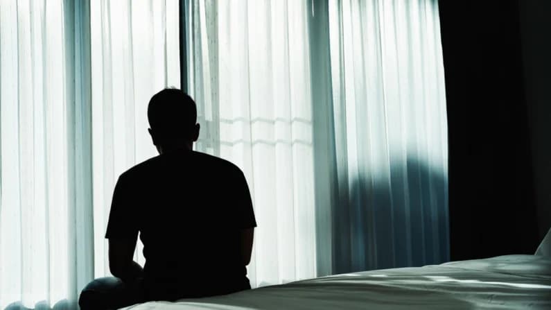 Por qué los hombres jóvenes están perdiendo la esperanza