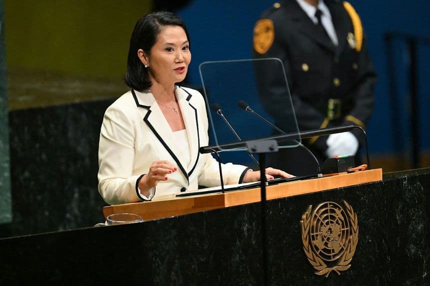 La presidenta de Perú, Keiko Fujimori, toma la palabra durante la 81.ª Asamblea General de las Naciones Unidas en la sede de la ONU en Nueva York, el 22 de septiembre de 2026. (ANGELA WEISS / AFP vía Getty Images)