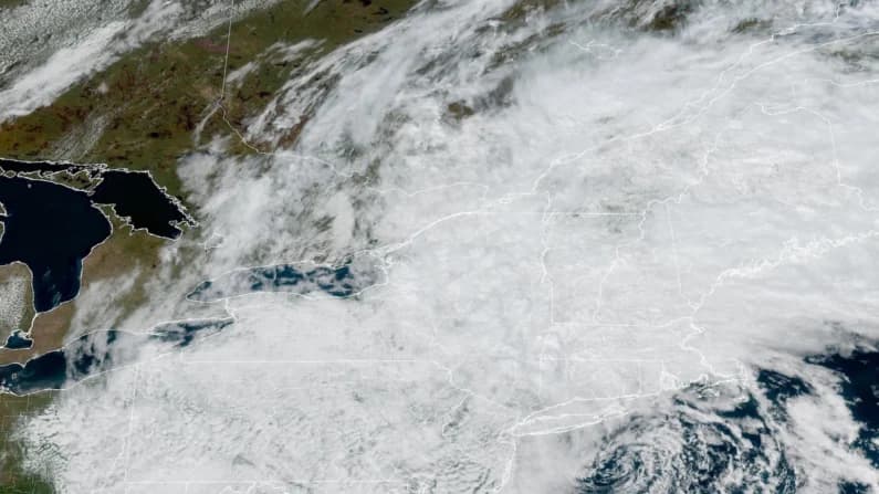 El condado de Orange experimenta los efectos tempranos de la tormenta del noreste