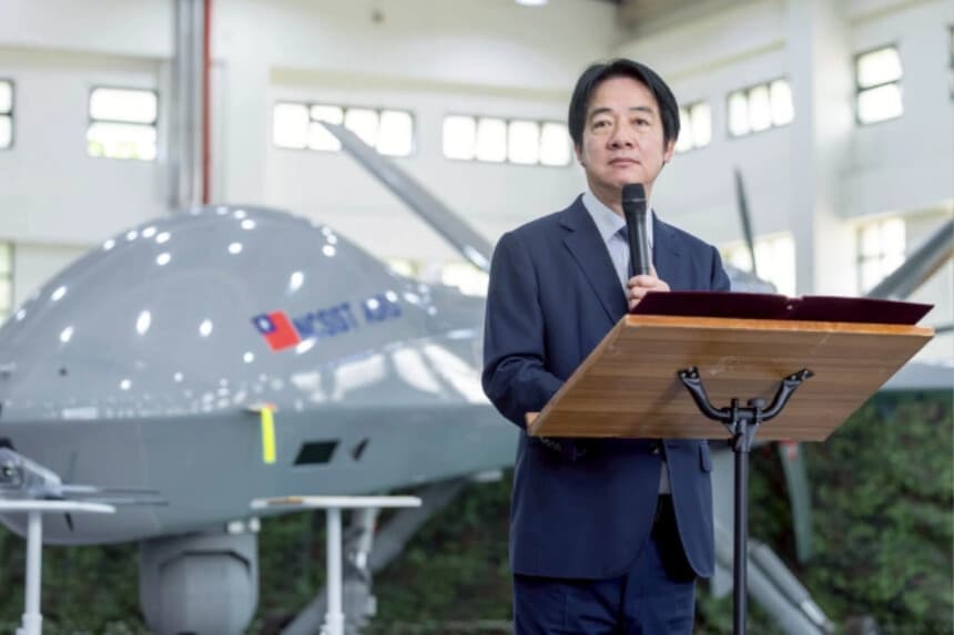 El presidente de Taiwán, habla en las instalaciones del Instituto Nacional Chung-Shan de Ciencia y Tecnología, en Taichung, el 17 de julio de 2026. (Oficina del Presidente de Lai Ching-te).