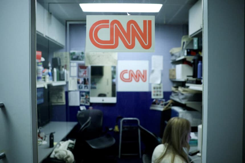 El puesto de CNN en la Casa Blanca después de que el presidente Donald Trump anunciara que vetaría a CNN, MSNBC y Politico de la Casa Blanca en Washington el 18 de septiembre de 2026. (Evan Vucci/Reuters).