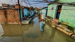 Al menos 62 personas mueren por las lluvias intensas y las inundaciones en India