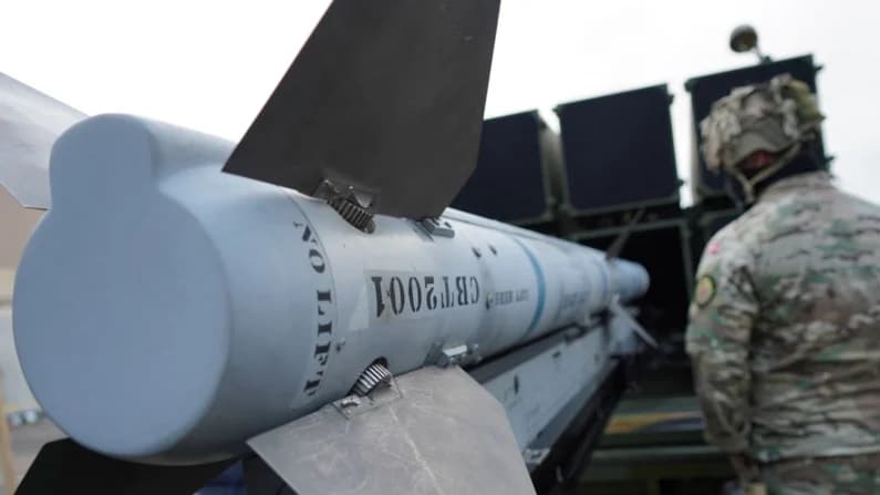 El Pentágono encarga a Raytheon misiles aire-aire por 20,7 mil millones de dólares