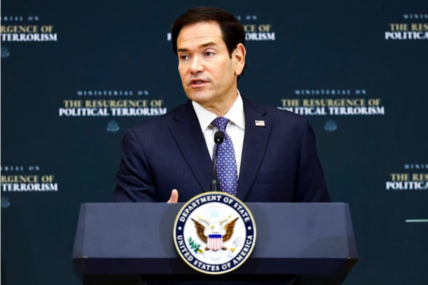 El secretario de Estado de EE. UU., Marco Rubio, pronuncia el discurso de apertura durante la reunión ministerial sobre el resurgimiento del terrorismo político en el Departamento de Estado, en Washington, el 16 de julio de 2026. (Finn Gomez/Getty Images).