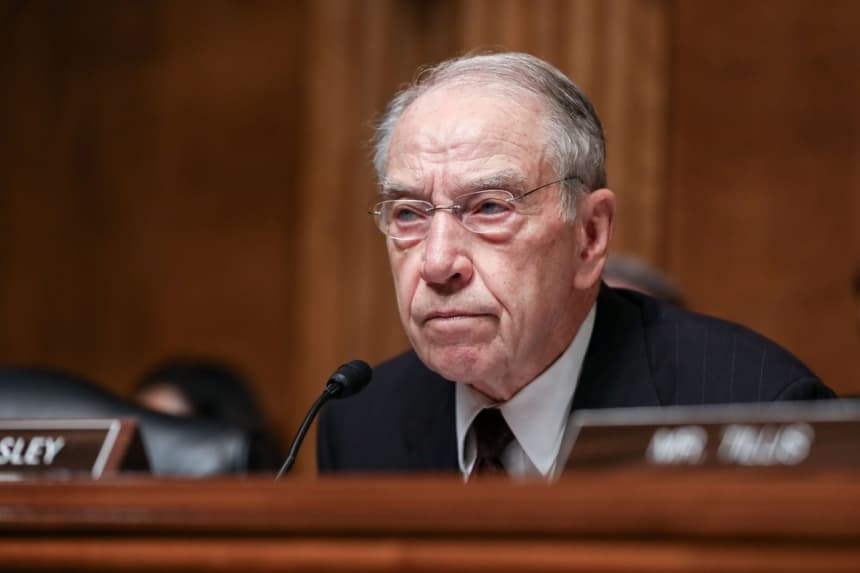 El senador Chuck Grassley (R-Iowa) durante una audiencia del Comité Judicial del Senado en el Capitolio, en Washington, el 22 de octubre de 2019. (Charlotte Cuthbertson/The Epoch Times)