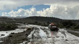 Condado de Nuevo México insta a residentes a evacuar ante empeoramiento de inundaciones y fallo de presa
