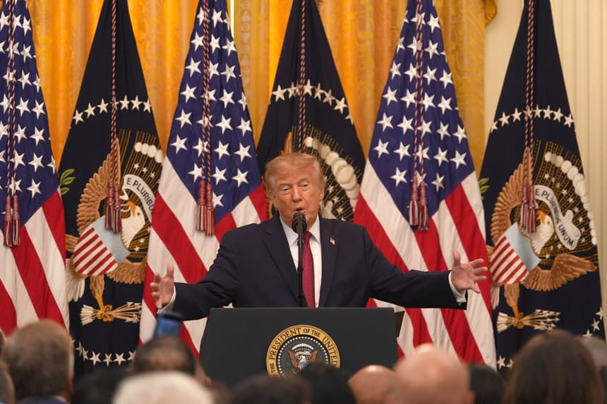 El presidente de Estados Unidos, Donald Trump, habla durante la celebración del Mes de la Herencia Hispana este miércoles, en Washington, Estados Unidos. (EFE/ Octavio Guzmán)
