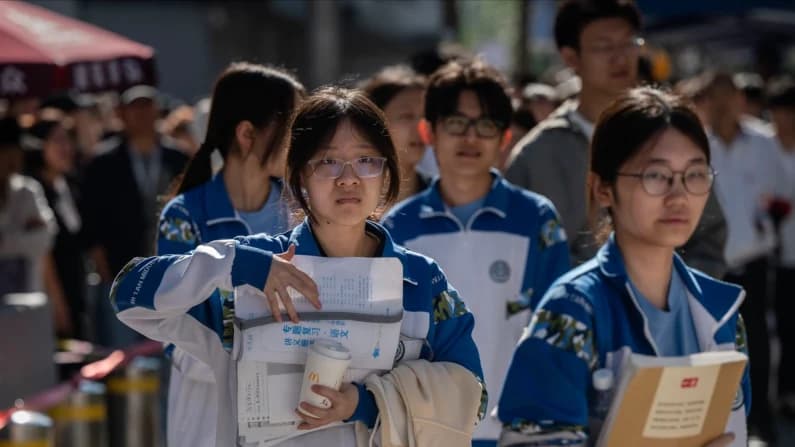 El PCCh refuerza el control ideológico en la educación de China