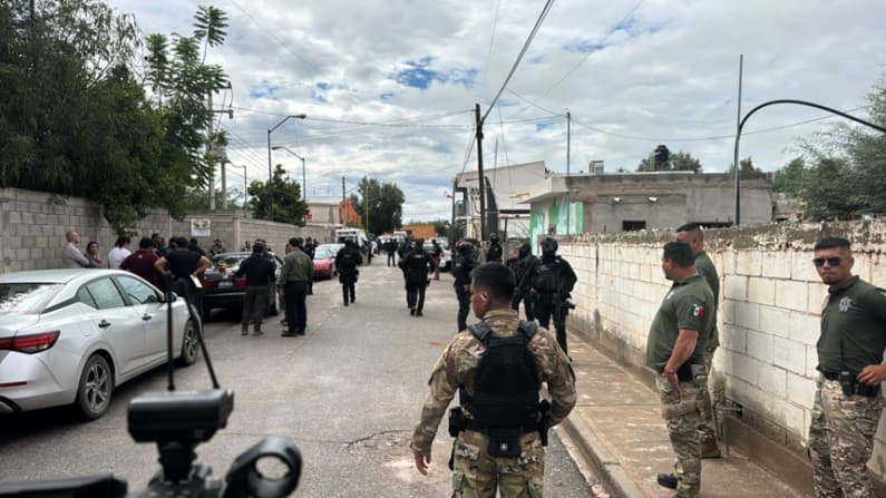 Dos exalumnos atacan secundaria en Coahuila: Muere la subdirectora y hay 3 heridos