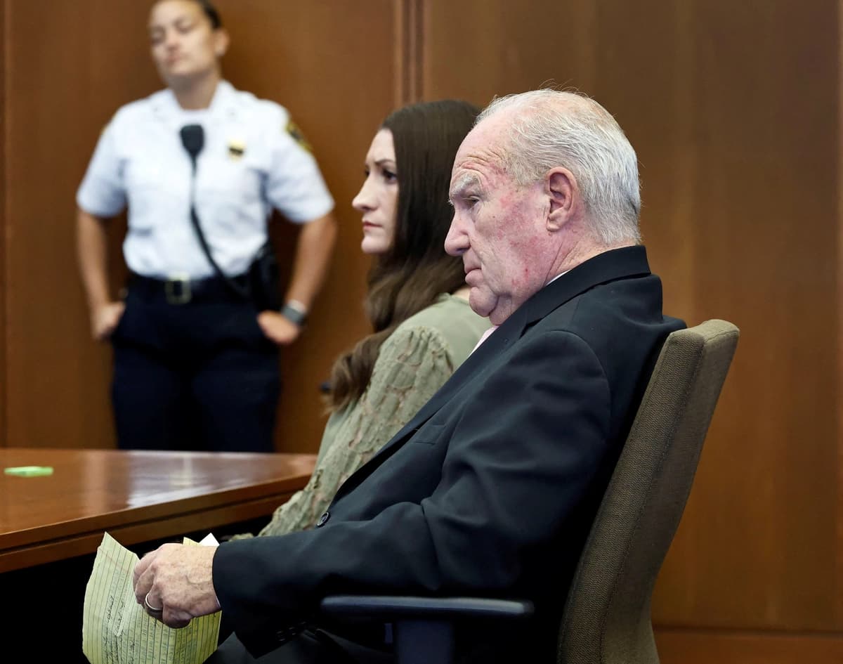 Juez deniega moción del abogado para que Lindsay Clancy sea declarada inocente del asesinato de 3 niños