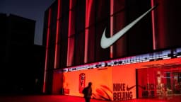 Nike planea recortes de personal y reestructuración global ante las bajas ventas