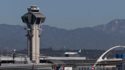 FBI detiene a mujer china en Los Ángeles por espiar al hijo del presidente de Taiwán