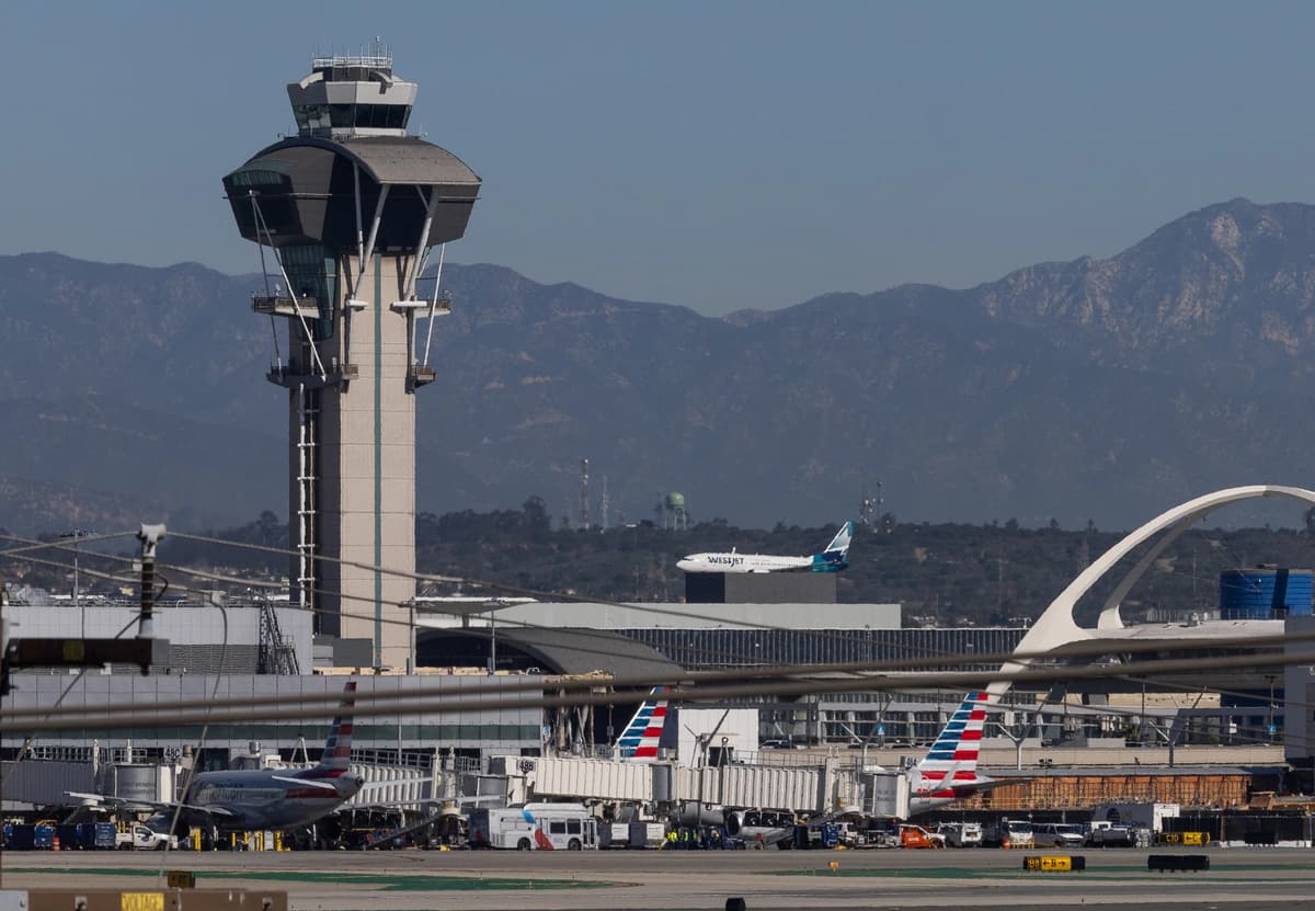 FBI detiene a mujer china en Los Ángeles por espiar al hijo del presidente de Taiwán