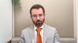 Unos pocos podrían concentrar un “poder descomunal” al dominar la IA, advierte investigador