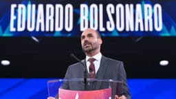 Eduardo Bolsonaro llama a fortalecer cooperación regional con Milei frente al socialismo en LATAM