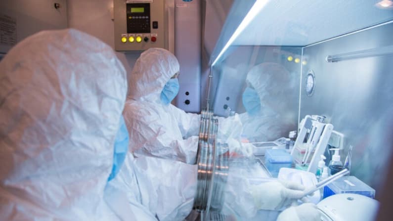 Rusia descarta casos de peste entre contactos de trabajador de laboratorio fallecido