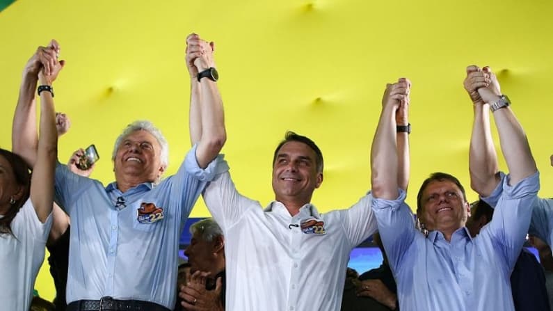Flavio Bolsonaro logra apoyo de candidato conservador que obtuvo 2.6 millones de votos en la primera vuelta