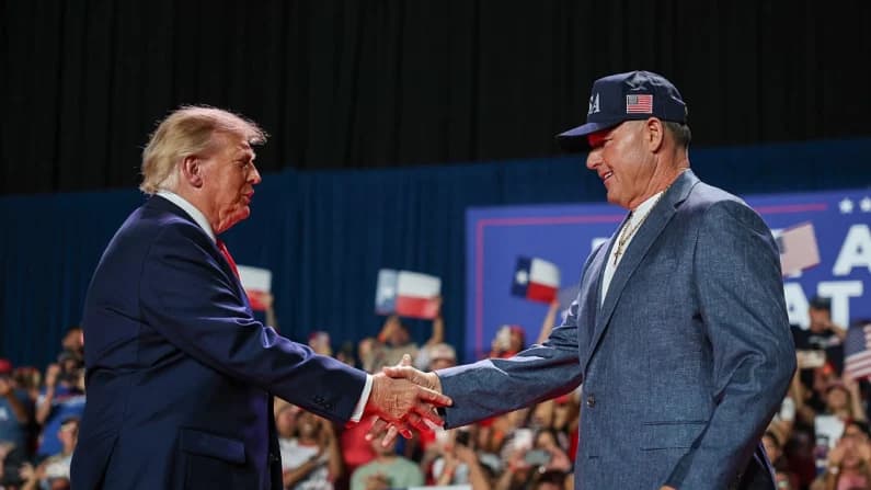 Trump otorgará la Medalla Presidencial de la Libertad a Clemens lanzador de bolas de fuego