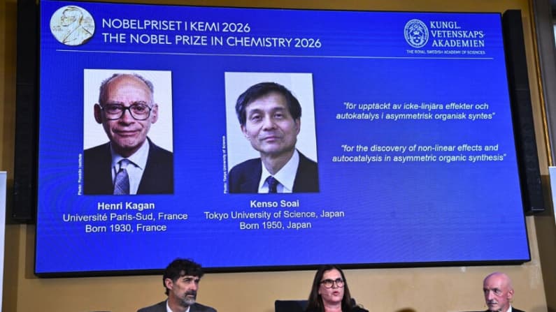 Científicos ganan el Nobel de Química por descubrir moléculas espejo clave para crear muchos fármacos