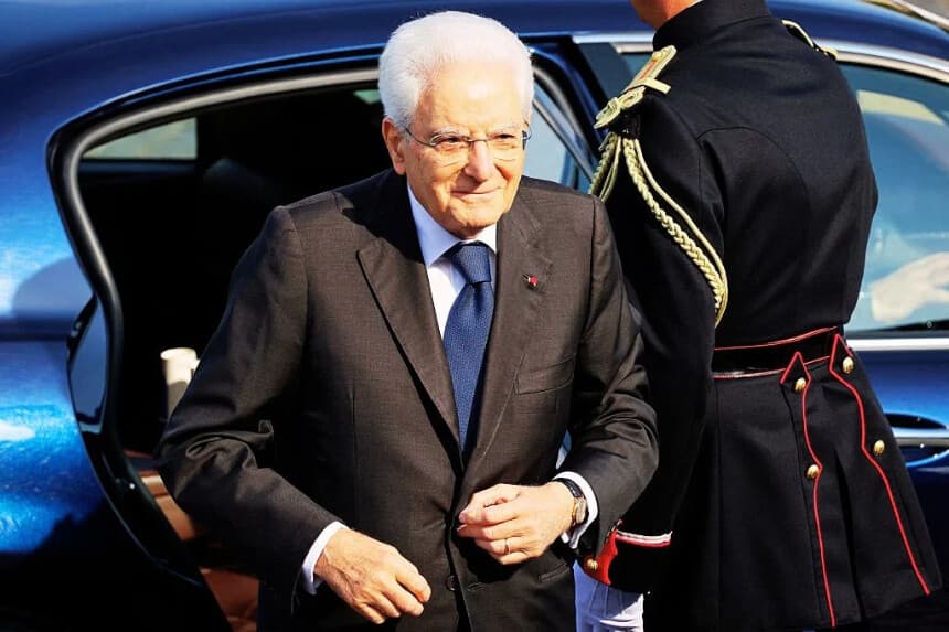 El presidente de Italia, Sergio Mattarella, el 14 de julio de 2026. (Ludovic MARIN / AFP vía Getty Images)