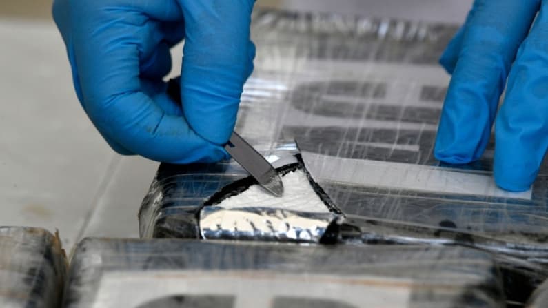 Ecuador impide que llegue a México más de tonelada y media de cocaína valuada en USD 50.2 millones