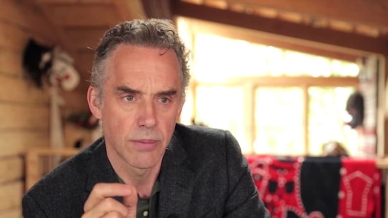 ¿Deberíamos seguir enviando a nuestros hijos a la universidad? Preguntemos a Jordan Peterson