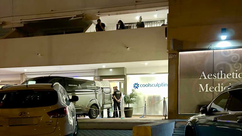 Una disputa por una cirugía de glúteos, posible móvil del asesinato de un cirujano en España