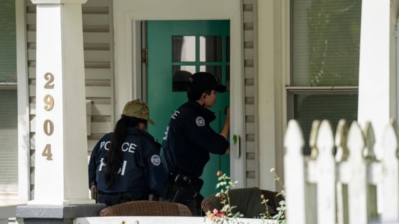 Agentes federales registran la residencia de Ilhan Omar, congresista de EE. UU. Esto es lo que sabemos