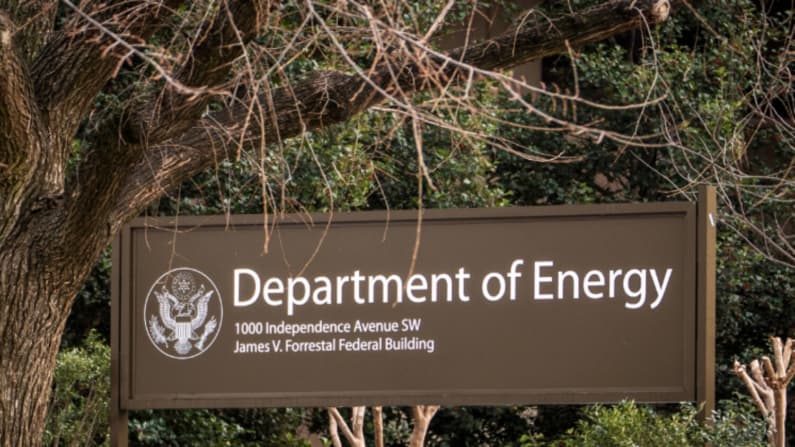 Departamento de Energía ordena a PJM activar unidades y reservas hasta mediados de octubre