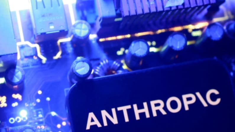 Anthropic advierte que la IA podría estar cerca de copiarse a sí misma
