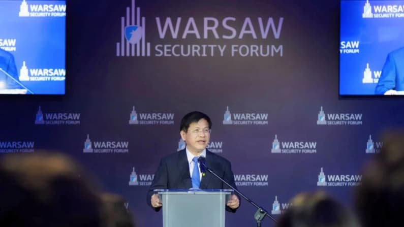 Taiwán advierte a Europa sobre la dependencia de China y ofrece una alianza industrial