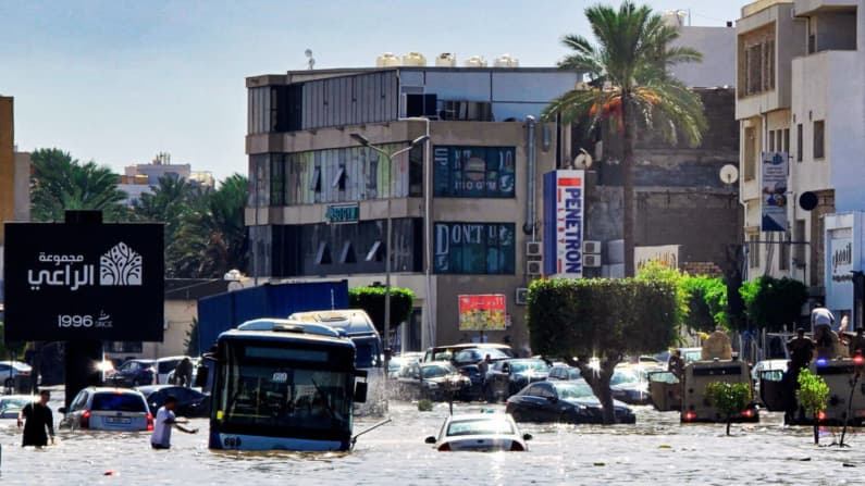 Cuatro personas pierden la vida en la capital libia por las lluvias torrenciales