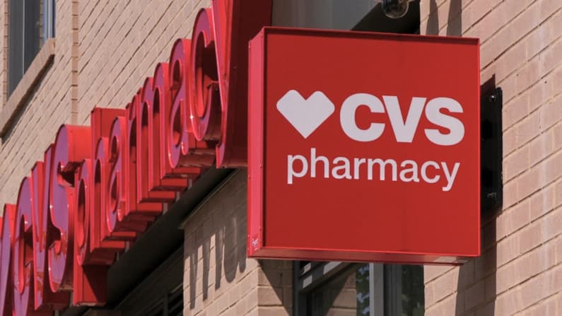 Empresa farmacéutica pagará 315 MDD tras acusaciones por surtir recetas ilegales de opioides