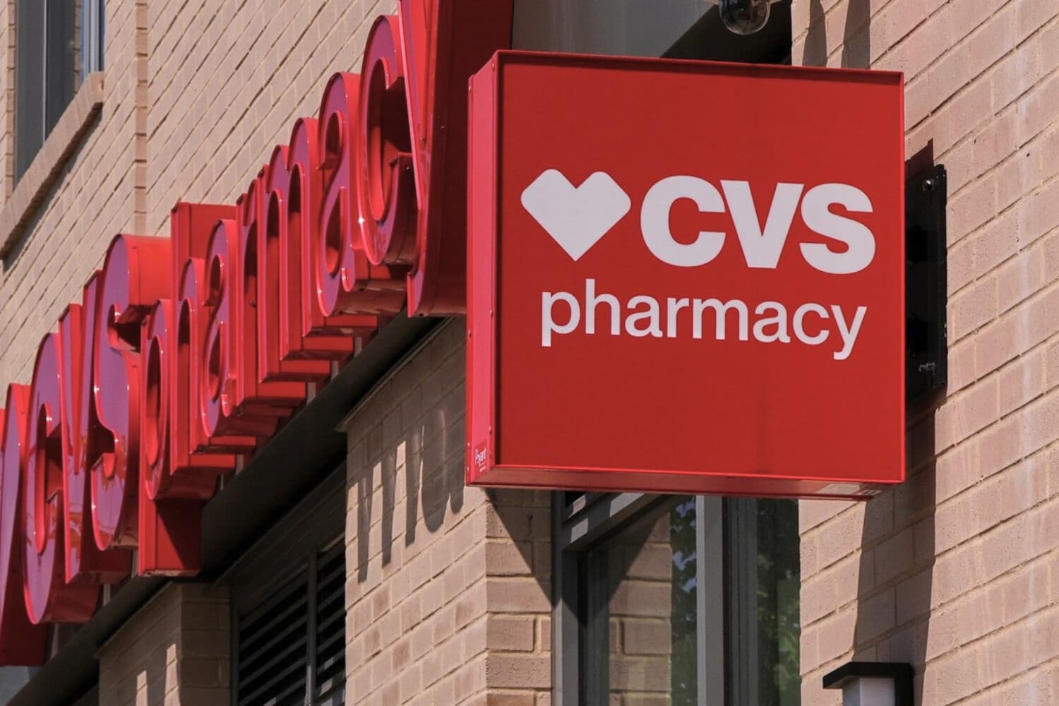 Una tienda CVS en Newton, Massachusetts, el 13 de agosto de 2025. (Charles Krupa/AP Photo).