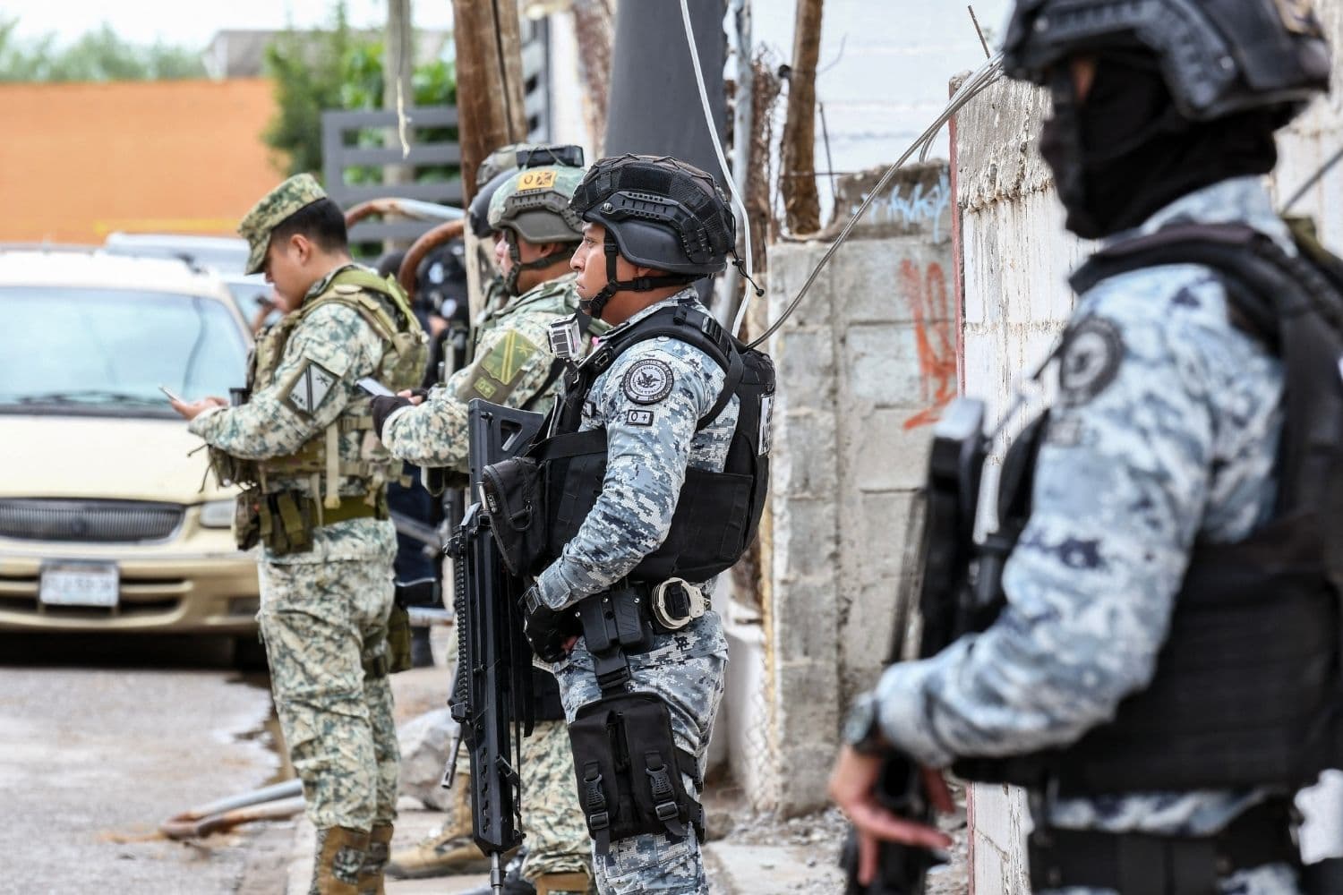 Elementos de la Guardia Nacional de México en actividades de segirodad (AFP via Getty Images)