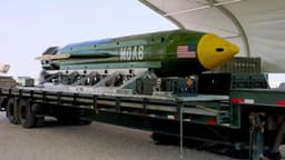EE. UU. considera el uso de la "madre de todas las bombas" contra Irán